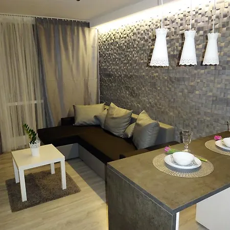 Junior Διαμέρισμα *